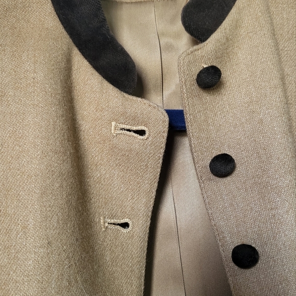 Vintage Jacket - Picture 3 of 6